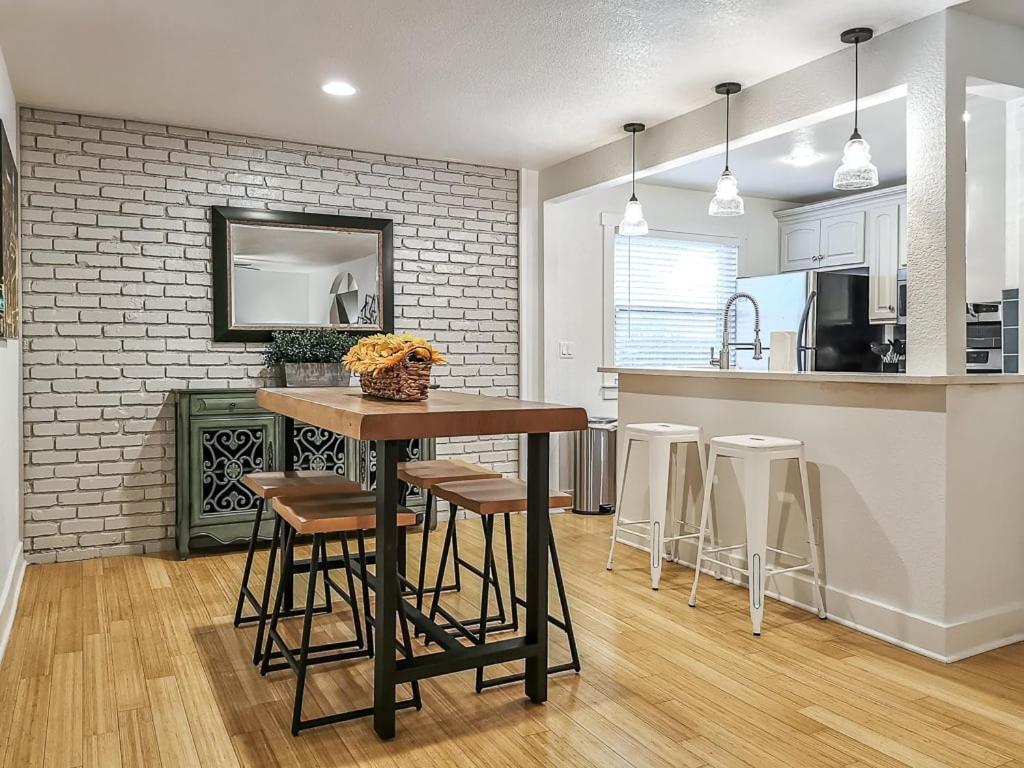 Plaza 2 King Br 2 Full Bth Villa Kansas City Dış mekan fotoğraf