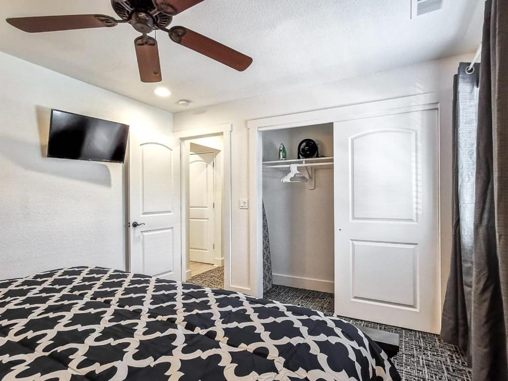 Plaza 2 King Br 2 Full Bth Villa Kansas City Dış mekan fotoğraf